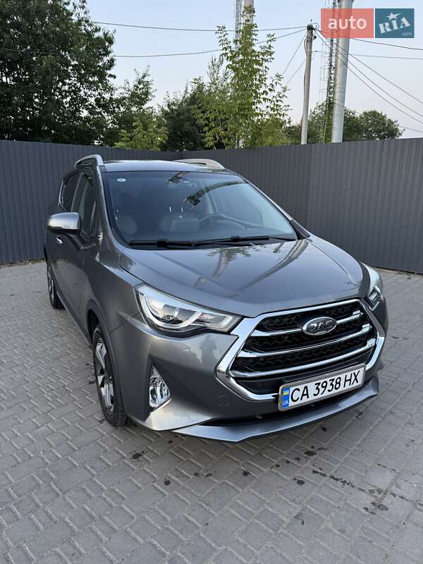 Внедорожник / Кроссовер JAC S3 2020 в 