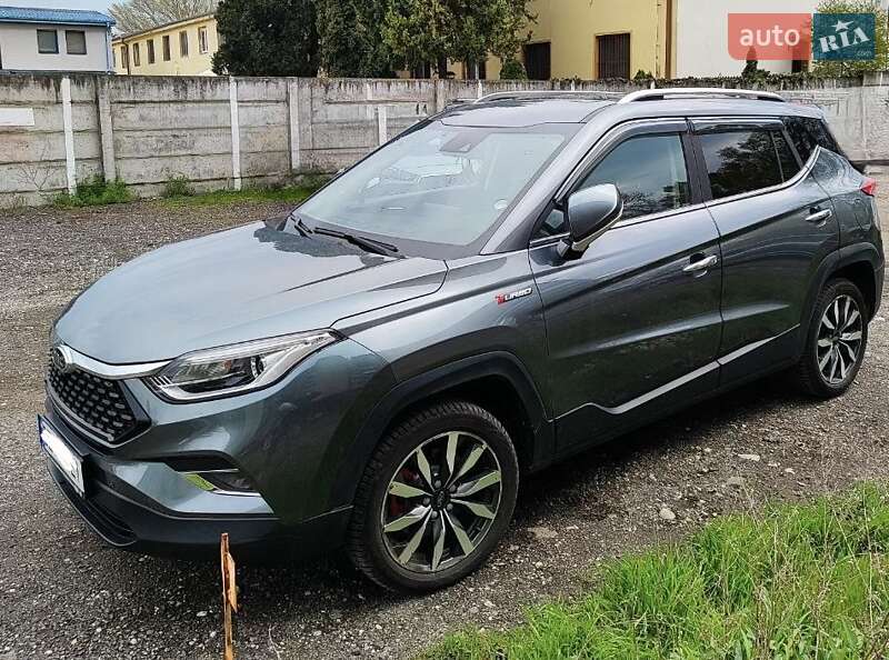 Внедорожник / Кроссовер JAC S4 2020 в Ужгороде
