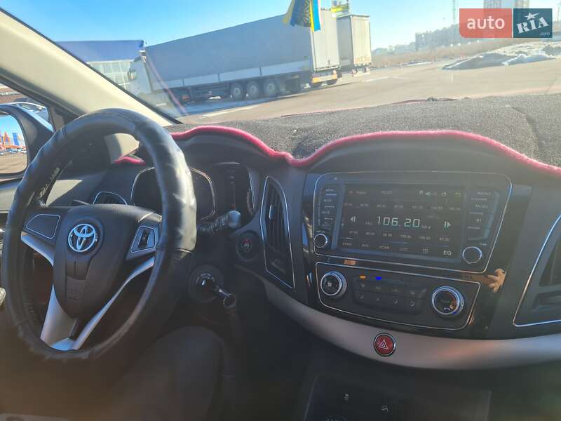 Внедорожник / Кроссовер JAC S5 2014 в Луцке фото 6 Внедорожник / Кроссовер JAC S5 2014 в Луцке