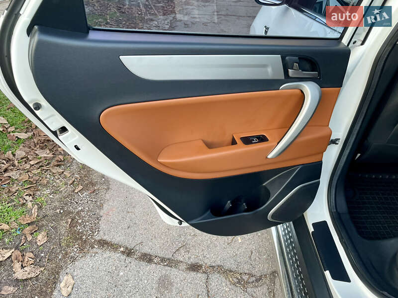 Позашляховик / Кросовер JAC S5 2014 в Запоріжжі фото 8 Позашляховик / Кросовер JAC S5 2014 в Запоріжжі