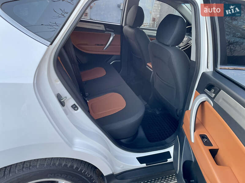 Позашляховик / Кросовер JAC S5 2014 в Запоріжжі фото 14 Позашляховик / Кросовер JAC S5 2014 в Запоріжжі