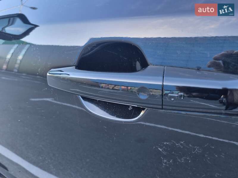 Внедорожник / Кроссовер Jaguar E-Pace 2021 в Киеве