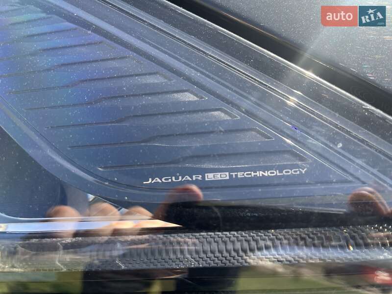 Внедорожник / Кроссовер Jaguar E-Pace 2017 в Киеве