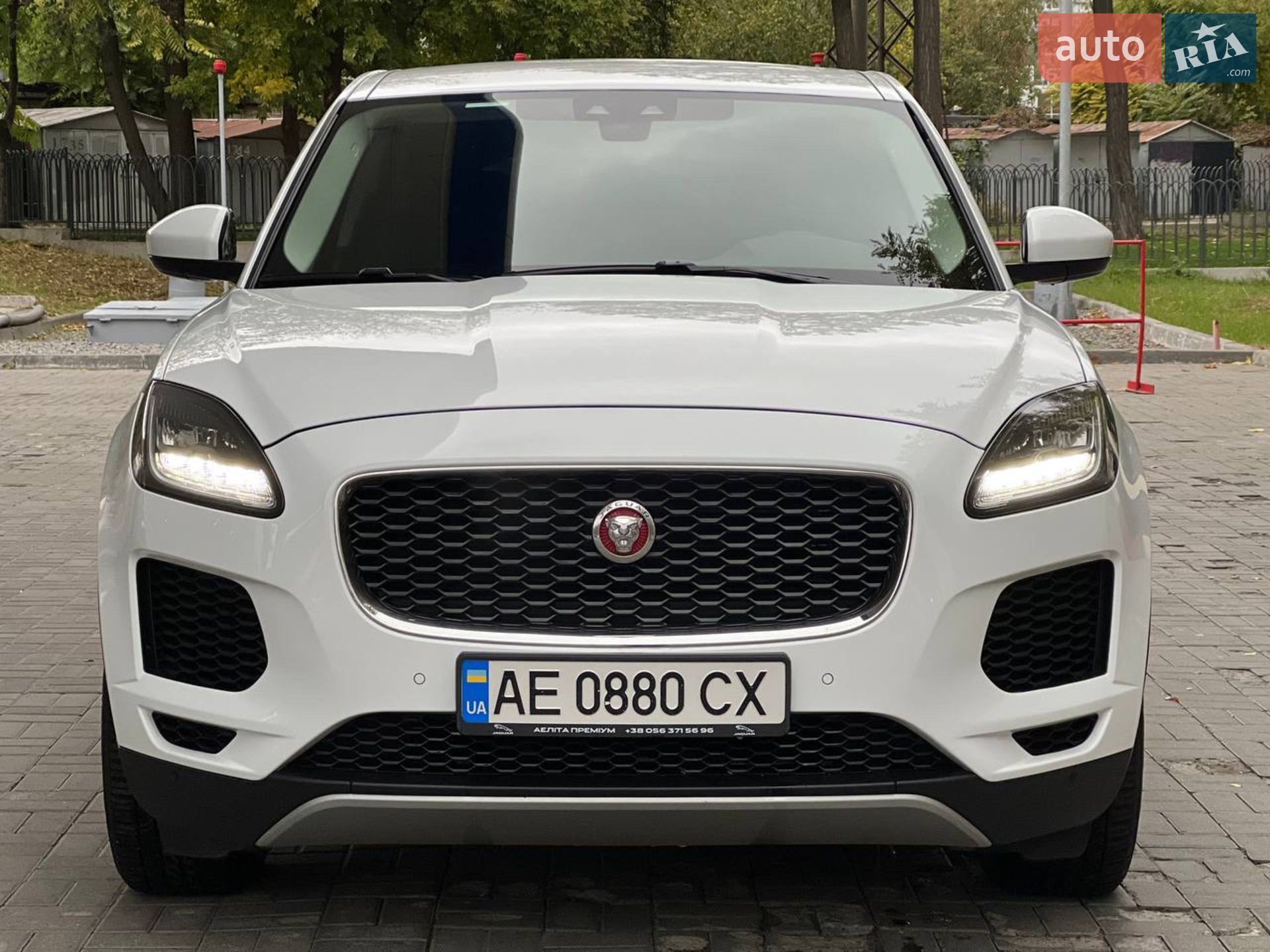 2018 Jaguar E-Pace - мініатюра 2
