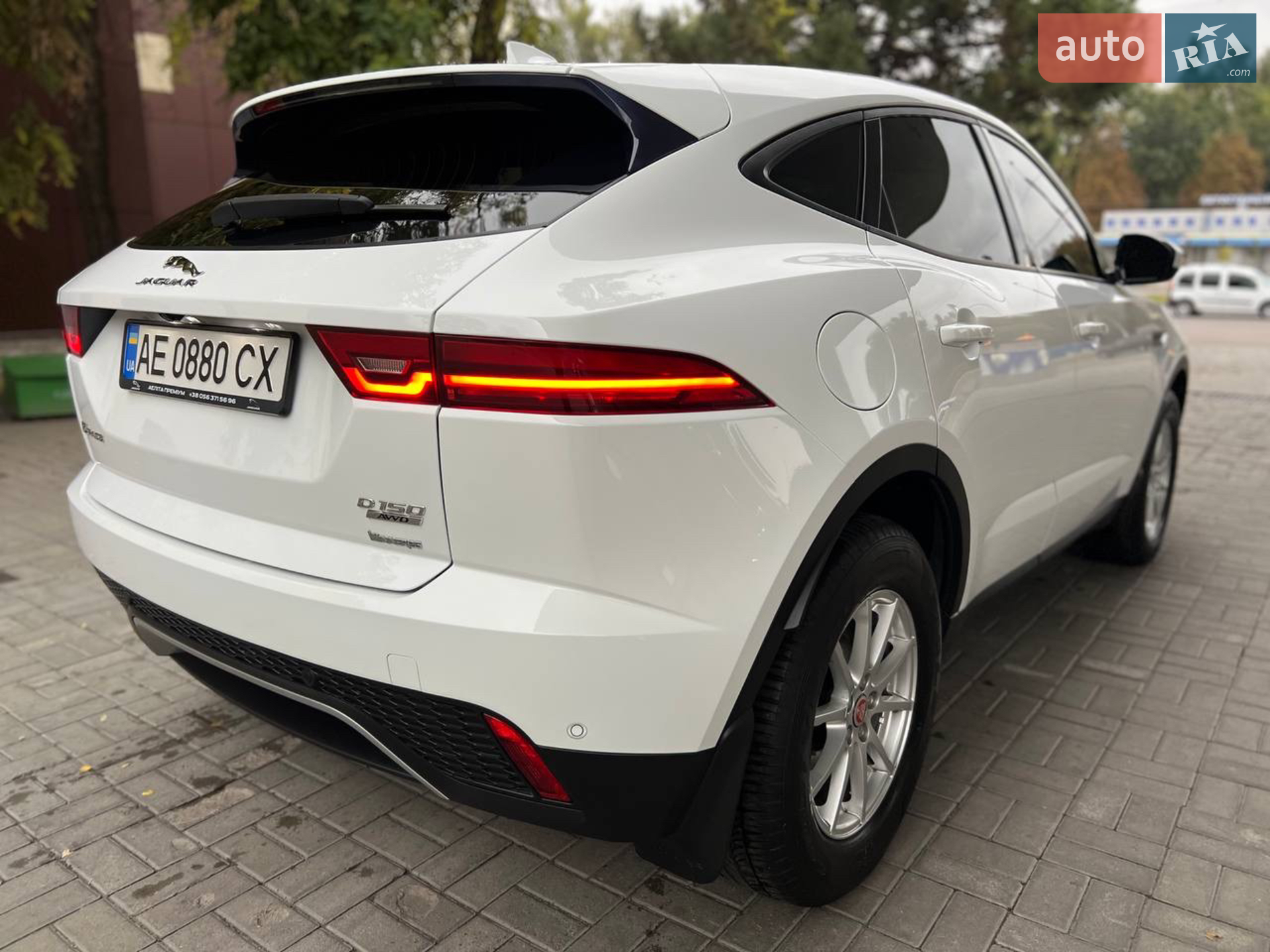 2018 Jaguar E-Pace - мініатюра 16