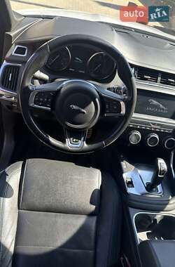 Внедорожник / Кроссовер Jaguar E-Pace 2019 в 