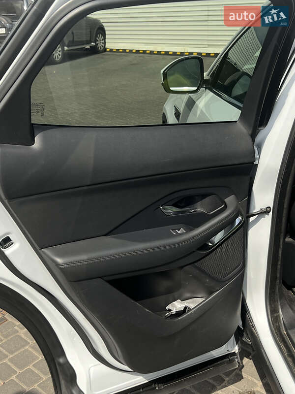 Внедорожник / Кроссовер Jaguar E-Pace 2017 в Одессе