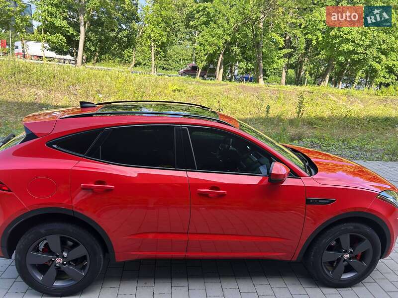 Внедорожник / Кроссовер Jaguar E-Pace 2020 в Киеве