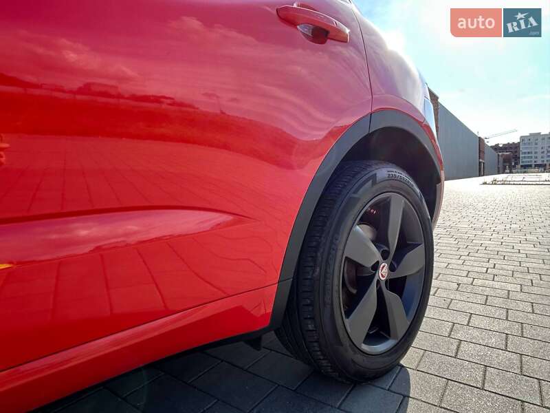 Внедорожник / Кроссовер Jaguar E-Pace 2020 в Киеве