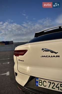 Внедорожник / Кроссовер Jaguar E-Pace 2018 в 