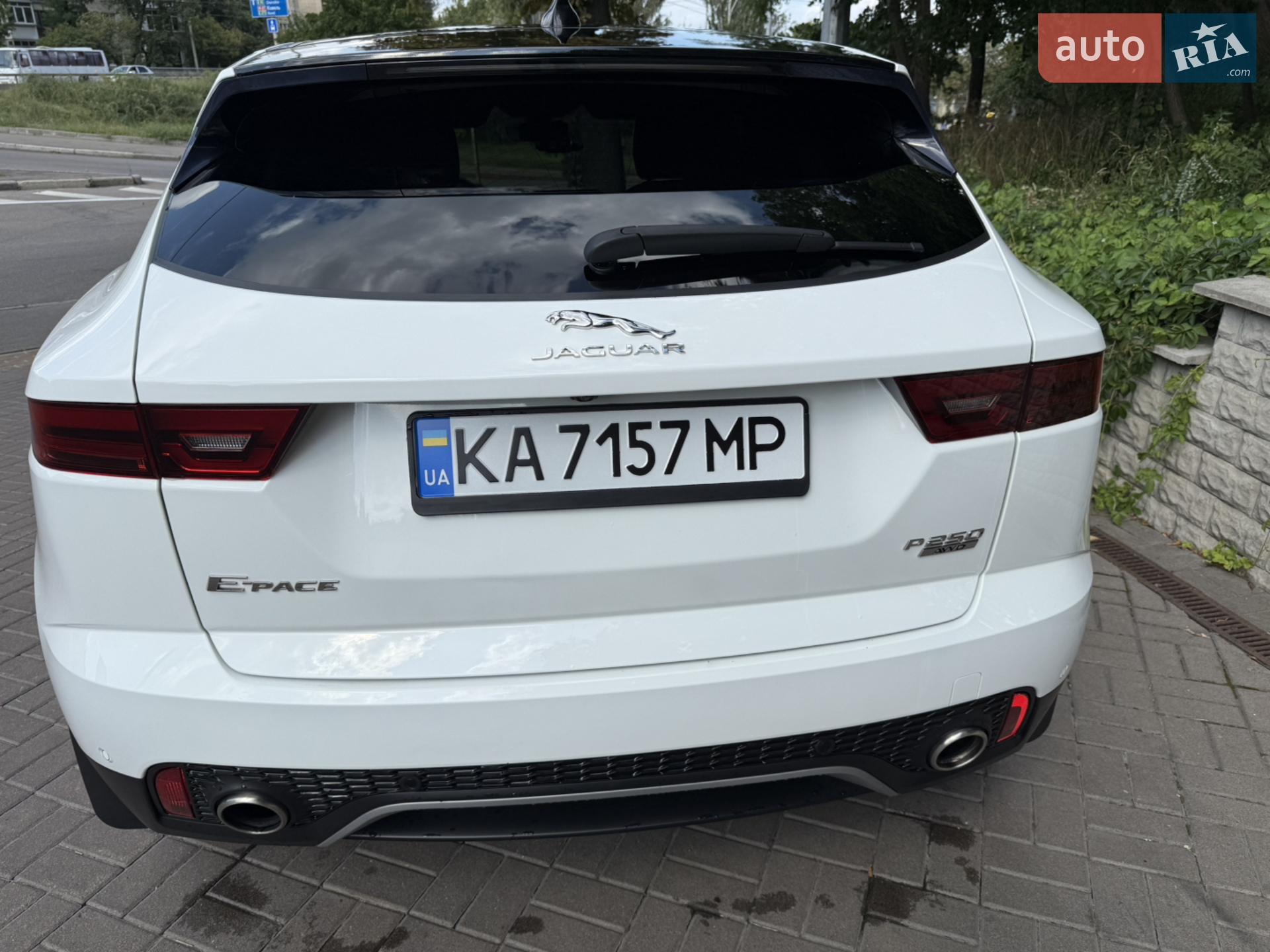 2019 Jaguar E-Pace - мініатюра 2