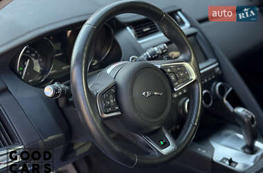 Внедорожник / Кроссовер Jaguar E-Pace 2019 в  фото 20 Внедорожник / Кроссовер Jaguar E-Pace 2019 в