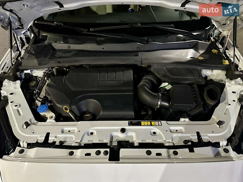 Внедорожник / Кроссовер Jaguar E-Pace 2019 в Харькове фото 32 Внедорожник / Кроссовер Jaguar E-Pace 2019 в Харькове
