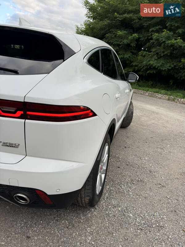 Внедорожник / Кроссовер Jaguar E-Pace 2018 в Зборове