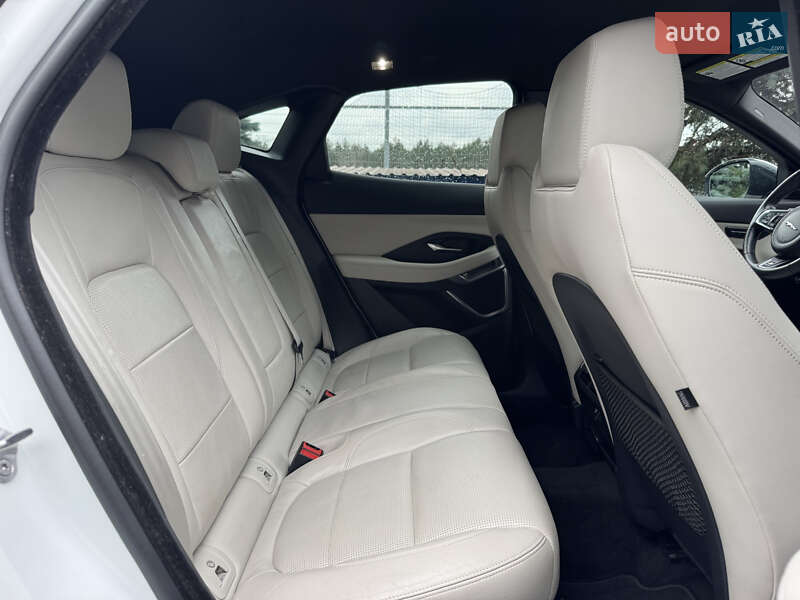 Позашляховик / Кросовер Jaguar E-Pace 2019 в Києві