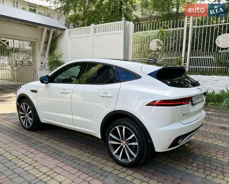 Позашляховик / Кросовер Jaguar E-Pace 2020 в Чернівцях