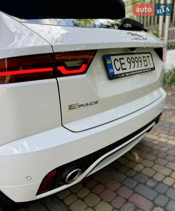 Позашляховик / Кросовер Jaguar E-Pace 2020 в Чернівцях