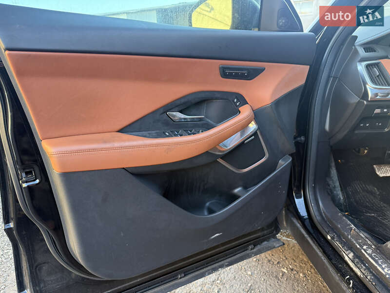 Внедорожник / Кроссовер Jaguar E-Pace 2020 в Тернополе фото 39 Внедорожник / Кроссовер Jaguar E-Pace 2020 в Тернополе