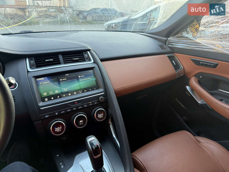 Внедорожник / Кроссовер Jaguar E-Pace 2020 в Тернополе фото 44 Внедорожник / Кроссовер Jaguar E-Pace 2020 в Тернополе