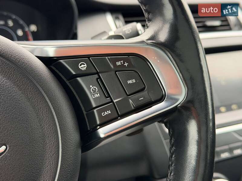 Позашляховик / Кросовер Jaguar E-Pace 2018 в Кривому Розі