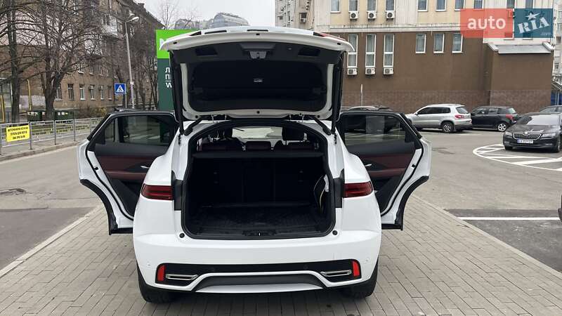 Внедорожник / Кроссовер Jaguar E-Pace 2023 в Киеве