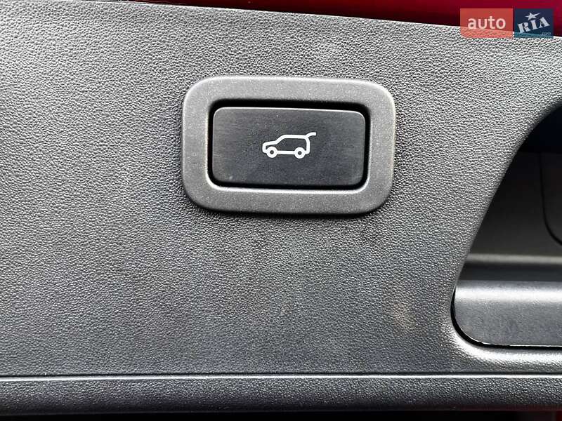 Внедорожник / Кроссовер Jaguar E-Pace 2018 в Луцке фото 27 Внедорожник / Кроссовер Jaguar E-Pace 2018 в Луцке