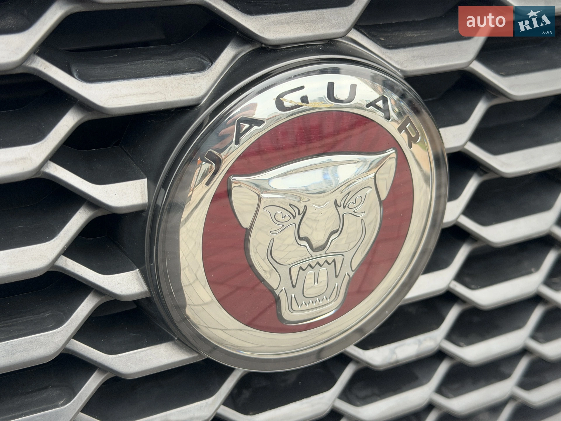 2020 Jaguar E-Pace - мініатюра 32
