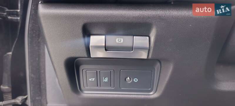 Позашляховик / Кросовер Jaguar E-Pace 2018 в Ужгороді