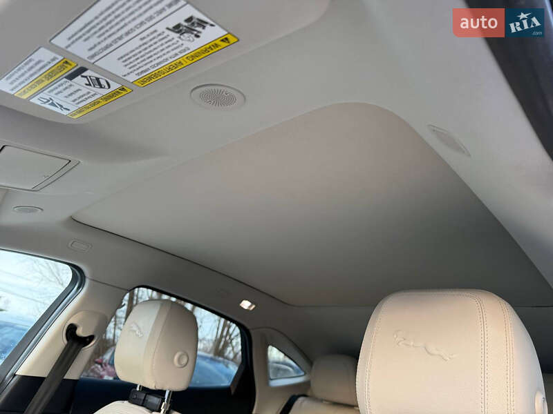 Внедорожник / Кроссовер Jaguar E-Pace 2021 в Коломые