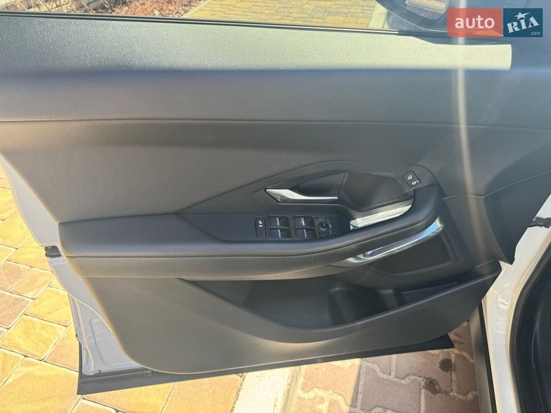 Позашляховик / Кросовер Jaguar E-Pace 2019 в Києві фото 10 Позашляховик / Кросовер Jaguar E-Pace 2019 в Києві