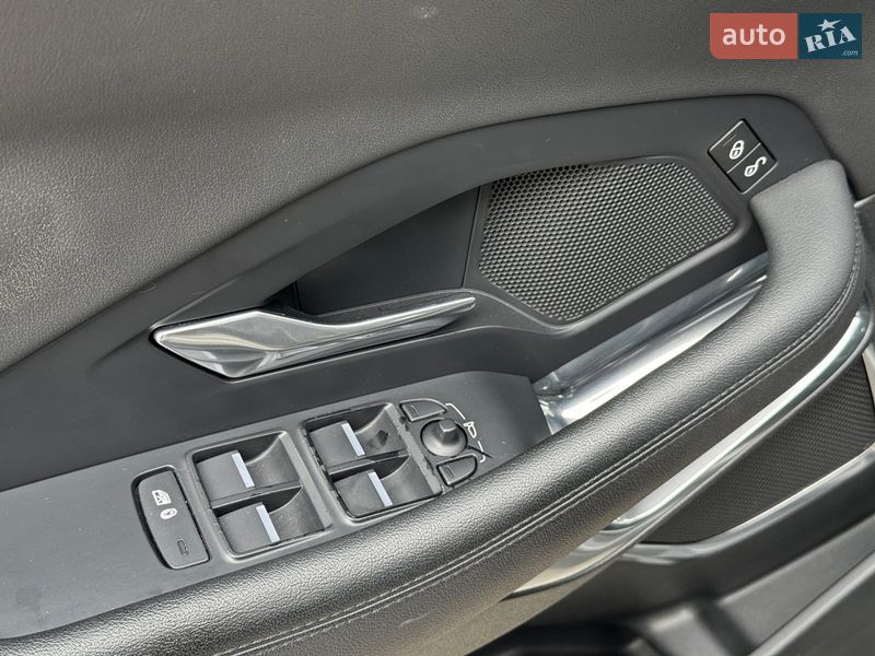 Позашляховик / Кросовер Jaguar E-Pace 2018 в Львові