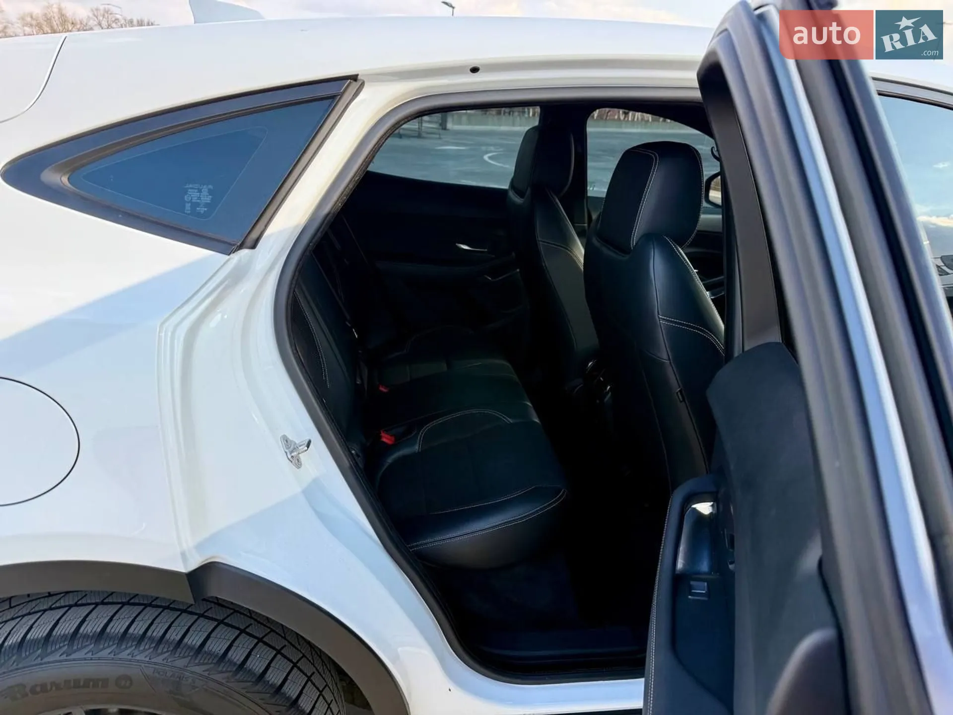 2019 Jaguar E-Pace - мініатюра 23