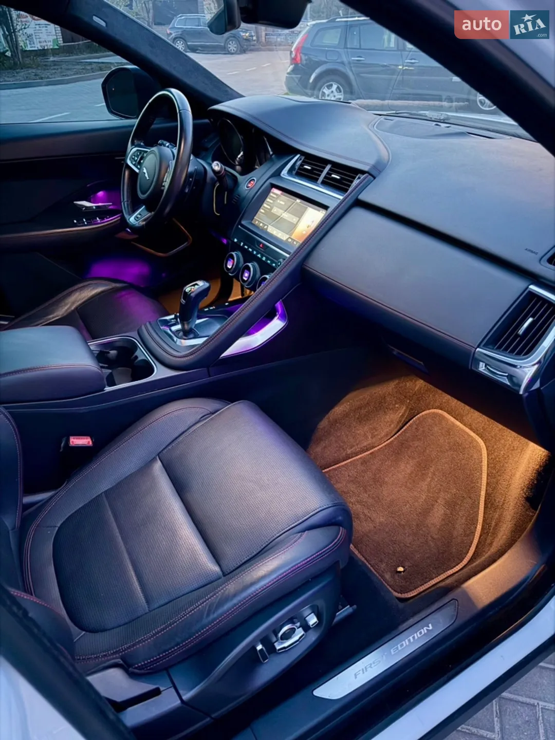 2018 Jaguar E-Pace - мініатюра 12
