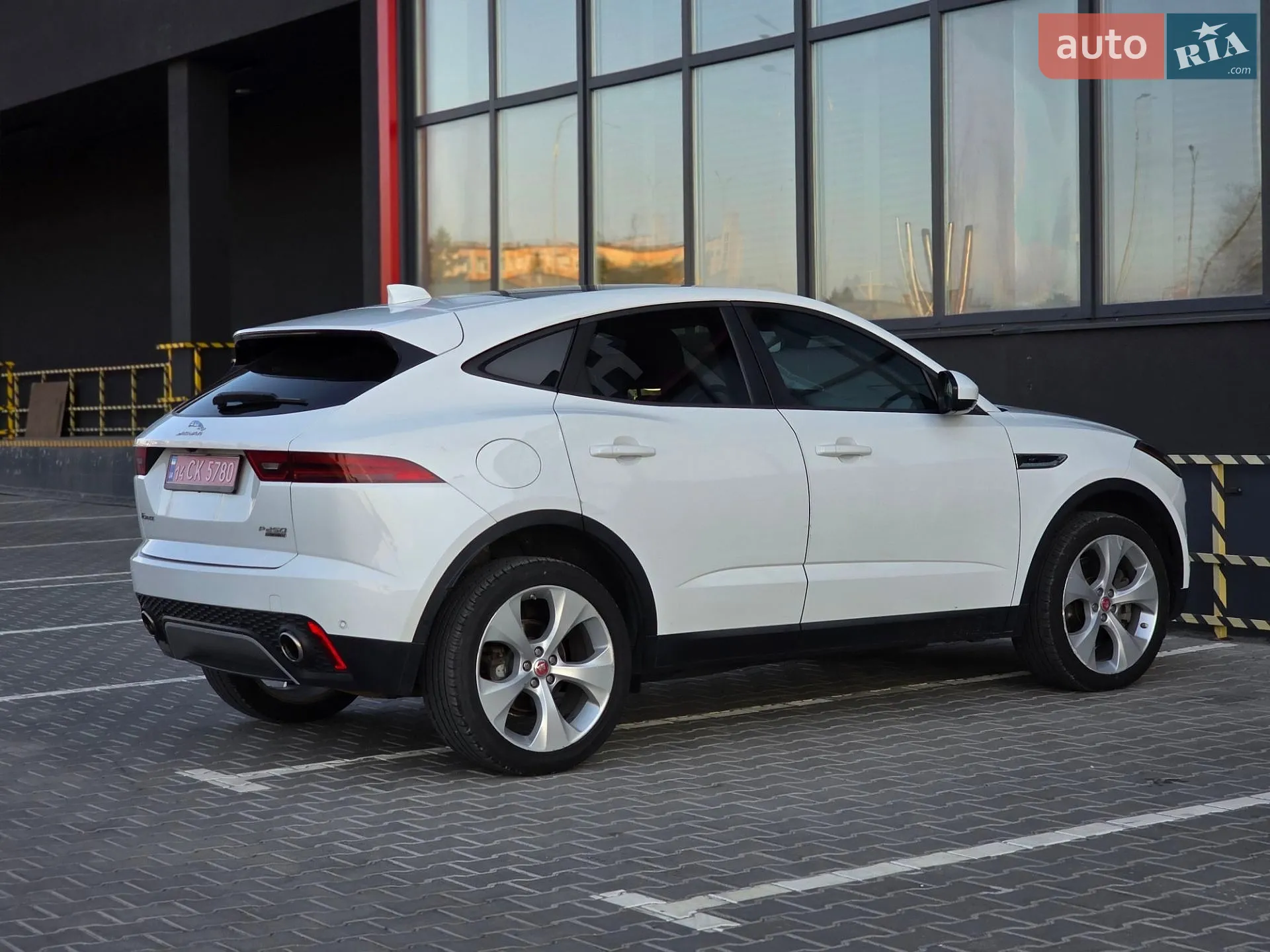 2019 Jaguar E-Pace - мініатюра 9