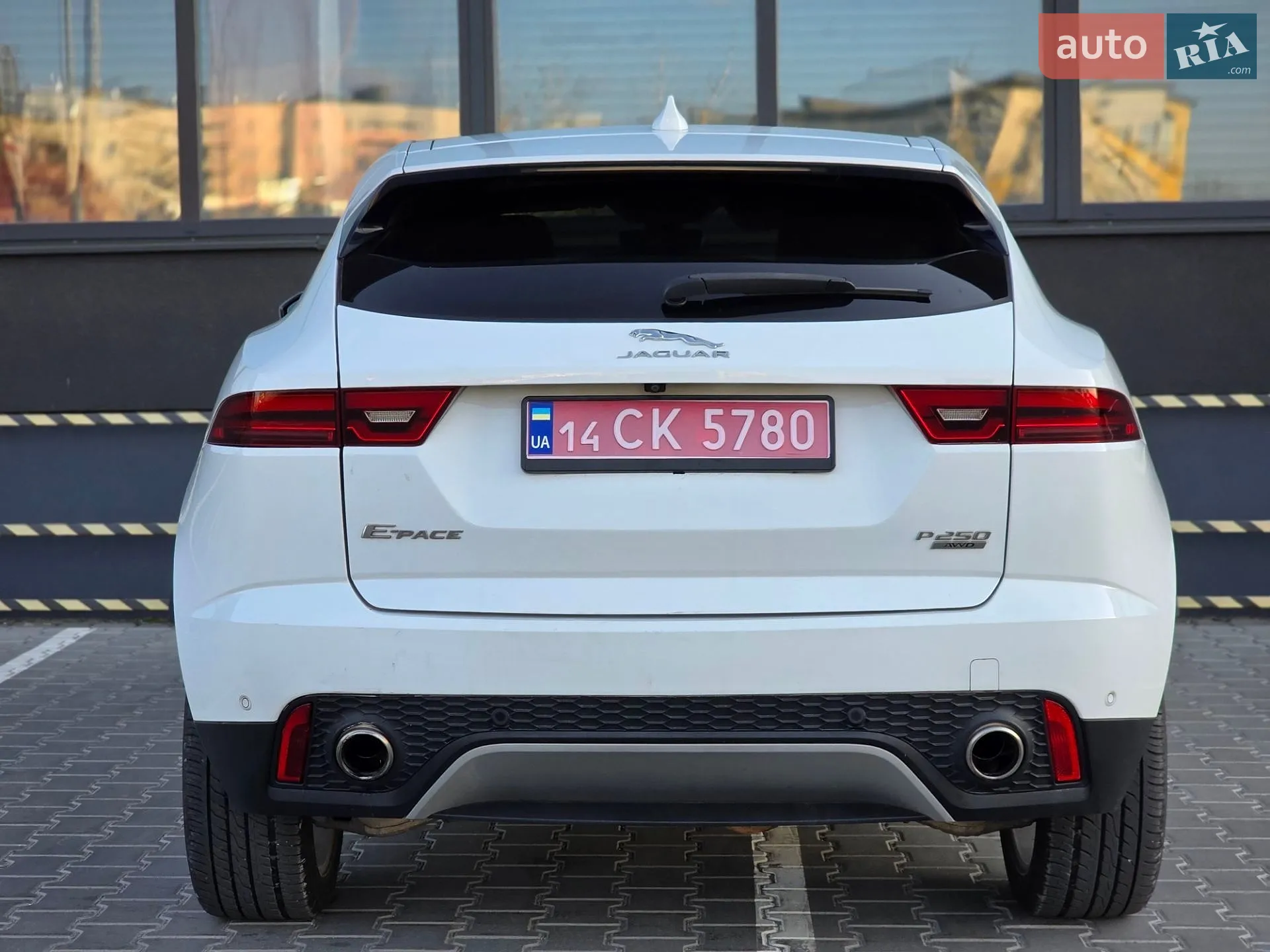 2019 Jaguar E-Pace - мініатюра 12
