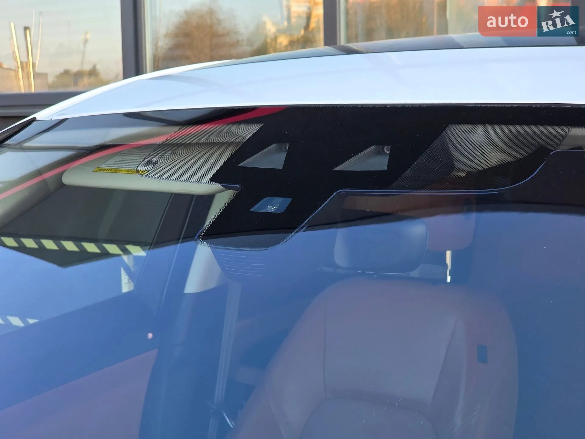 2019 Jaguar E-Pace - мініатюра 21