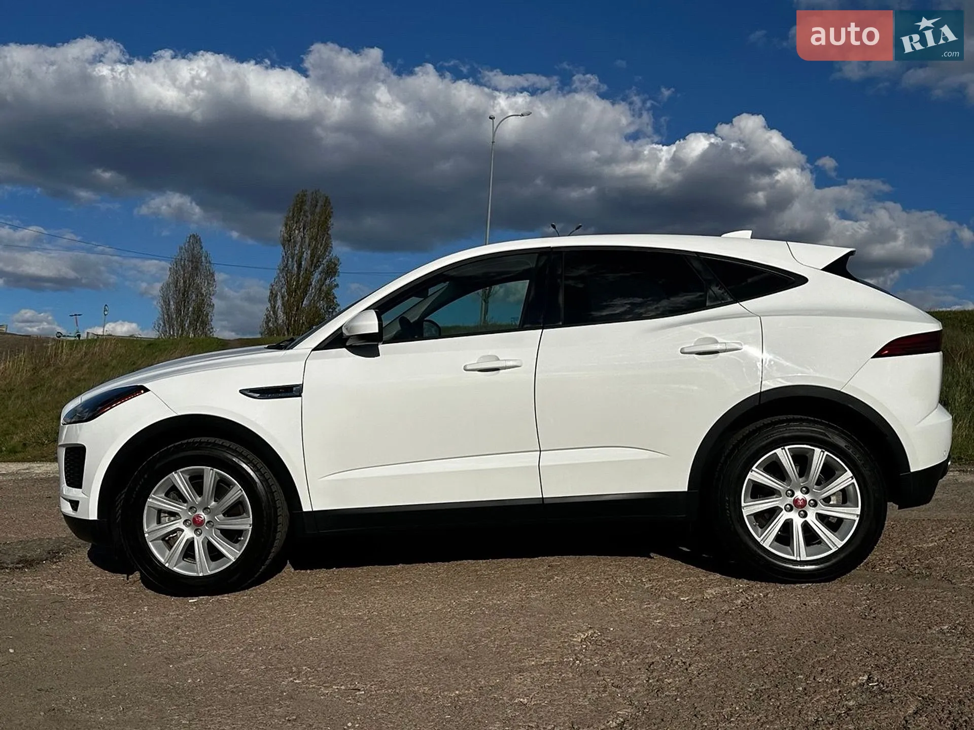 2019 Jaguar E-Pace - мініатюра 4