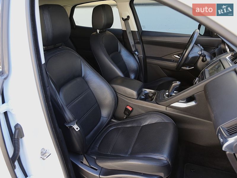 Внедорожник / Кроссовер Jaguar E-Pace 2019 в Киеве