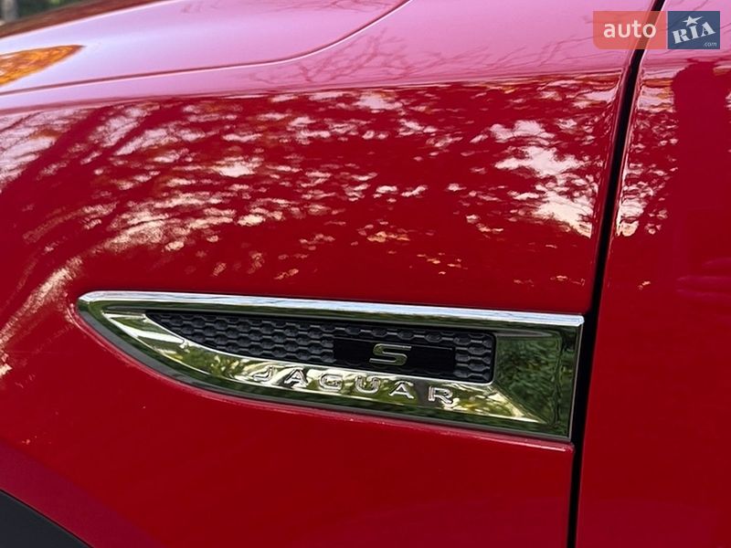 Внедорожник / Кроссовер Jaguar E-Pace 2018 в Одессе