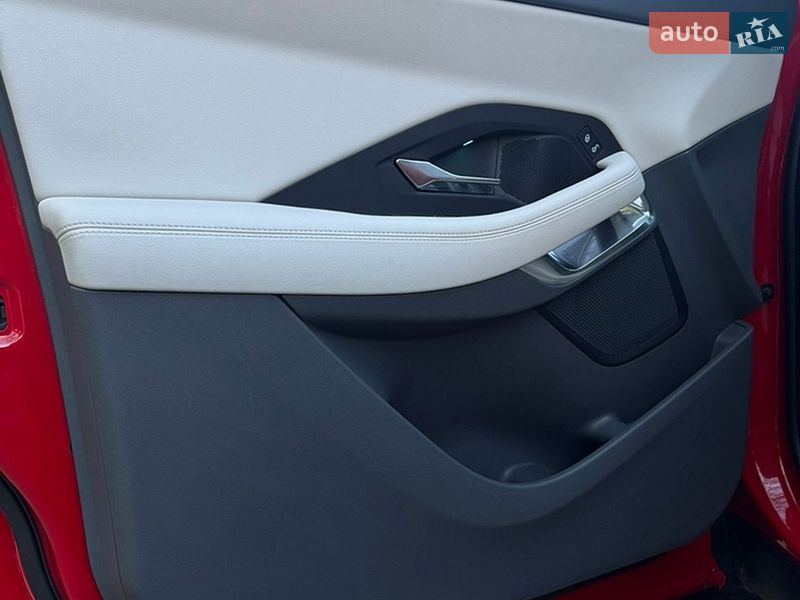 Внедорожник / Кроссовер Jaguar E-Pace 2018 в Одессе