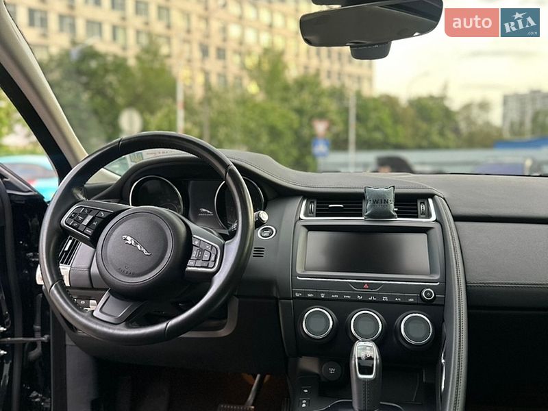 Внедорожник / Кроссовер Jaguar E-Pace 2018 в Киеве