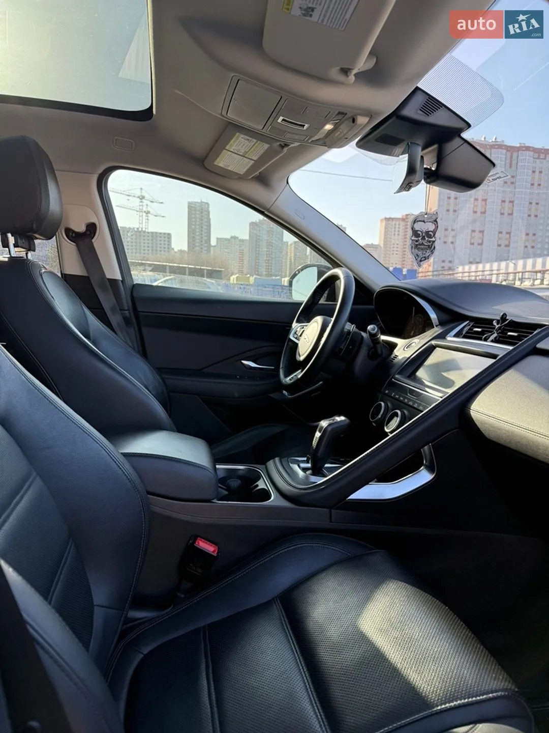 2019 Jaguar E-Pace - мініатюра 12