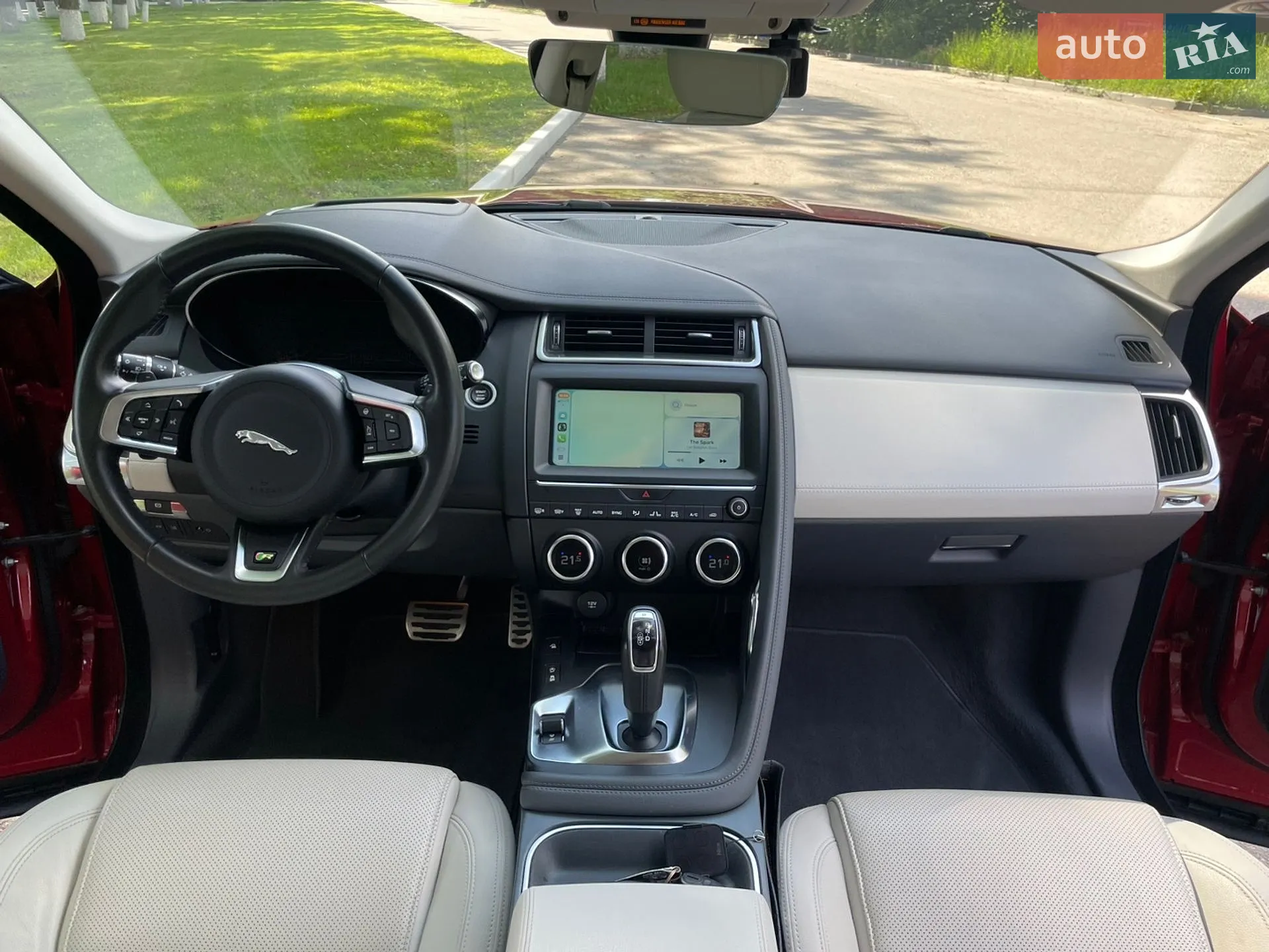 2019 Jaguar E-Pace - мініатюра 14