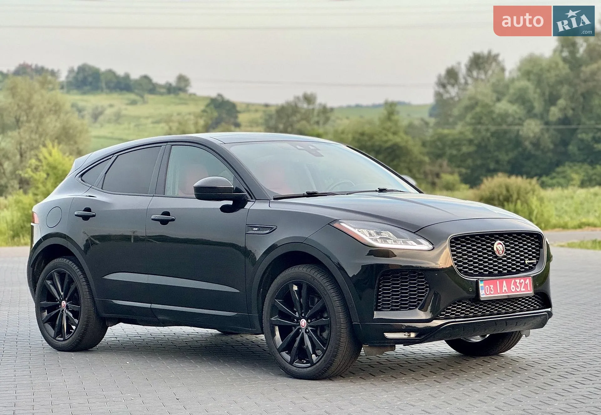 2019 Jaguar E-Pace - мініатюра 13