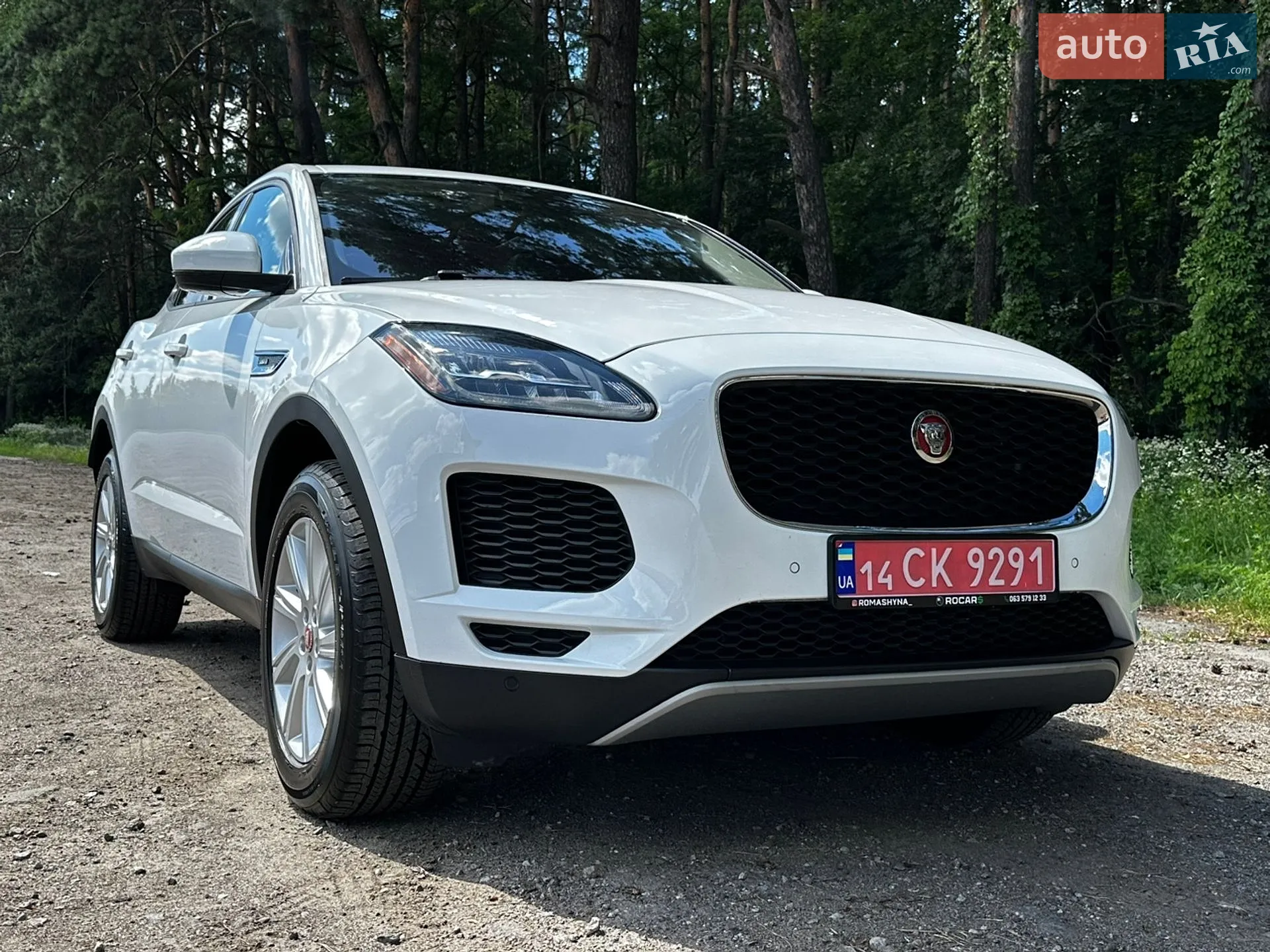 2019 Jaguar E-Pace - мініатюра 2