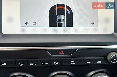 Позашляховик / Кросовер Jaguar E-Pace 2019 в Києві
