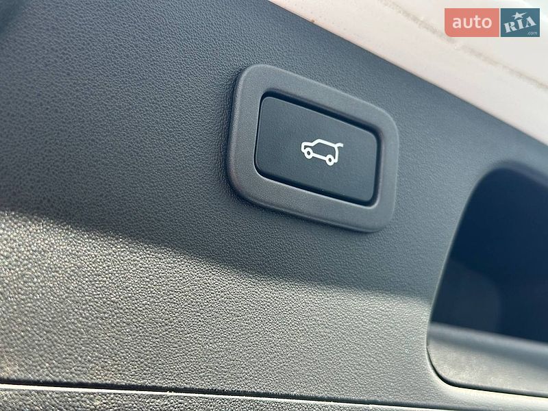 Позашляховик / Кросовер Jaguar E-Pace 2019 в Луцьку
