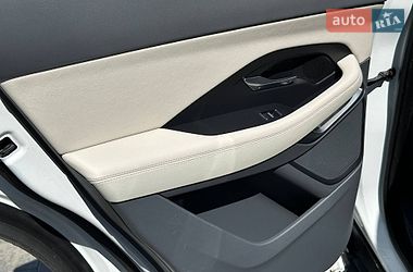 Позашляховик / Кросовер Jaguar E-Pace 2019 в Луцьку