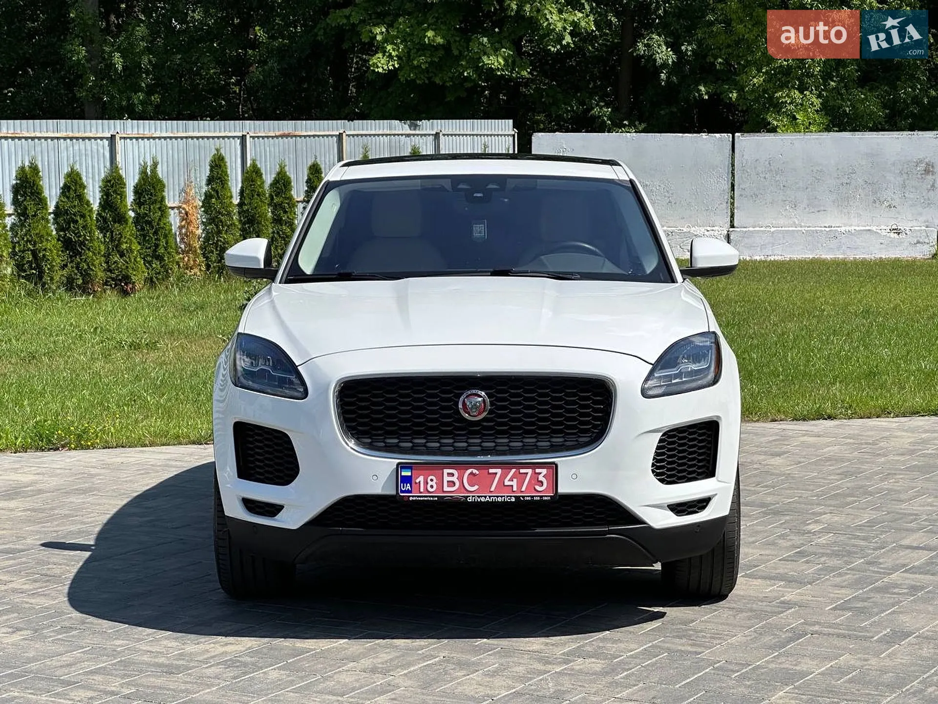 2019 Jaguar E-Pace - мініатюра 2