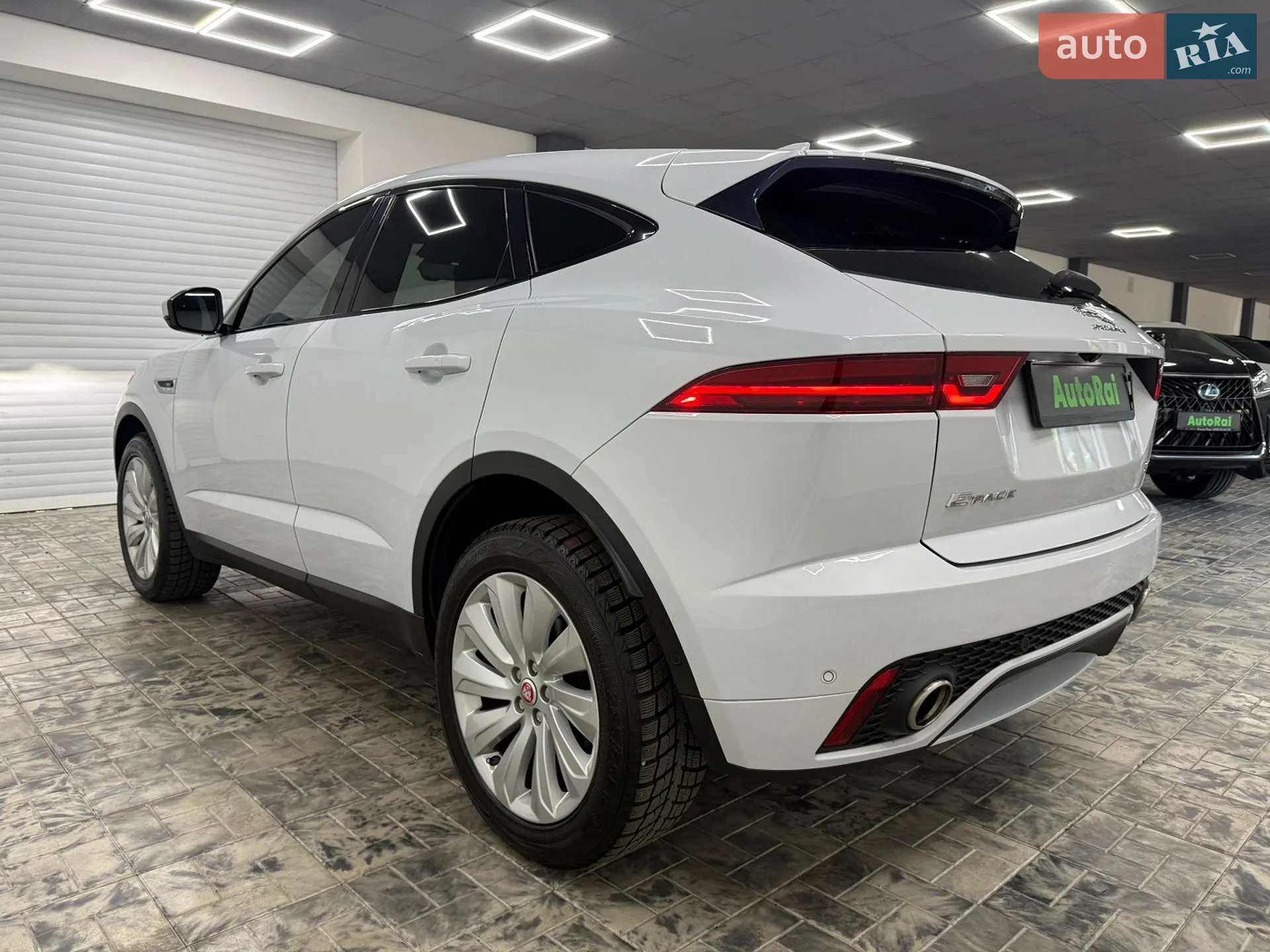 2017 Jaguar E-Pace - мініатюра 5